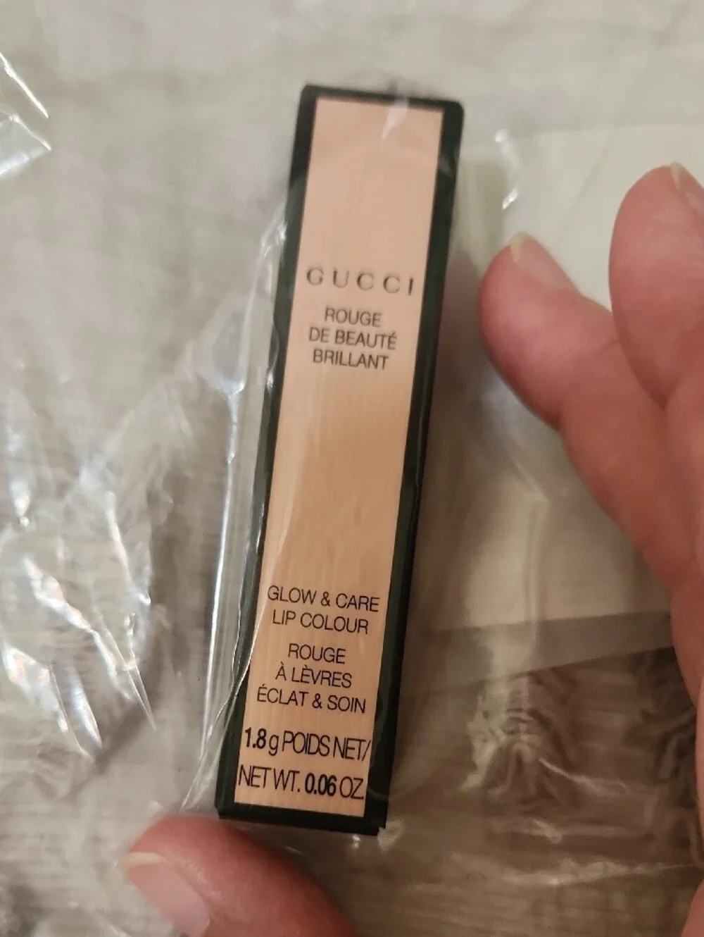NWT, Gucci Glow & Care Lip Colour